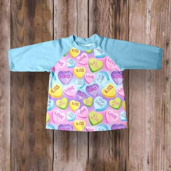 NEW CONVERSATION HEARTS 3/4 SLEEVE TEE - Picture 1 of 2